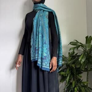Vintage Blue and‎ green floral paisley print scarf
